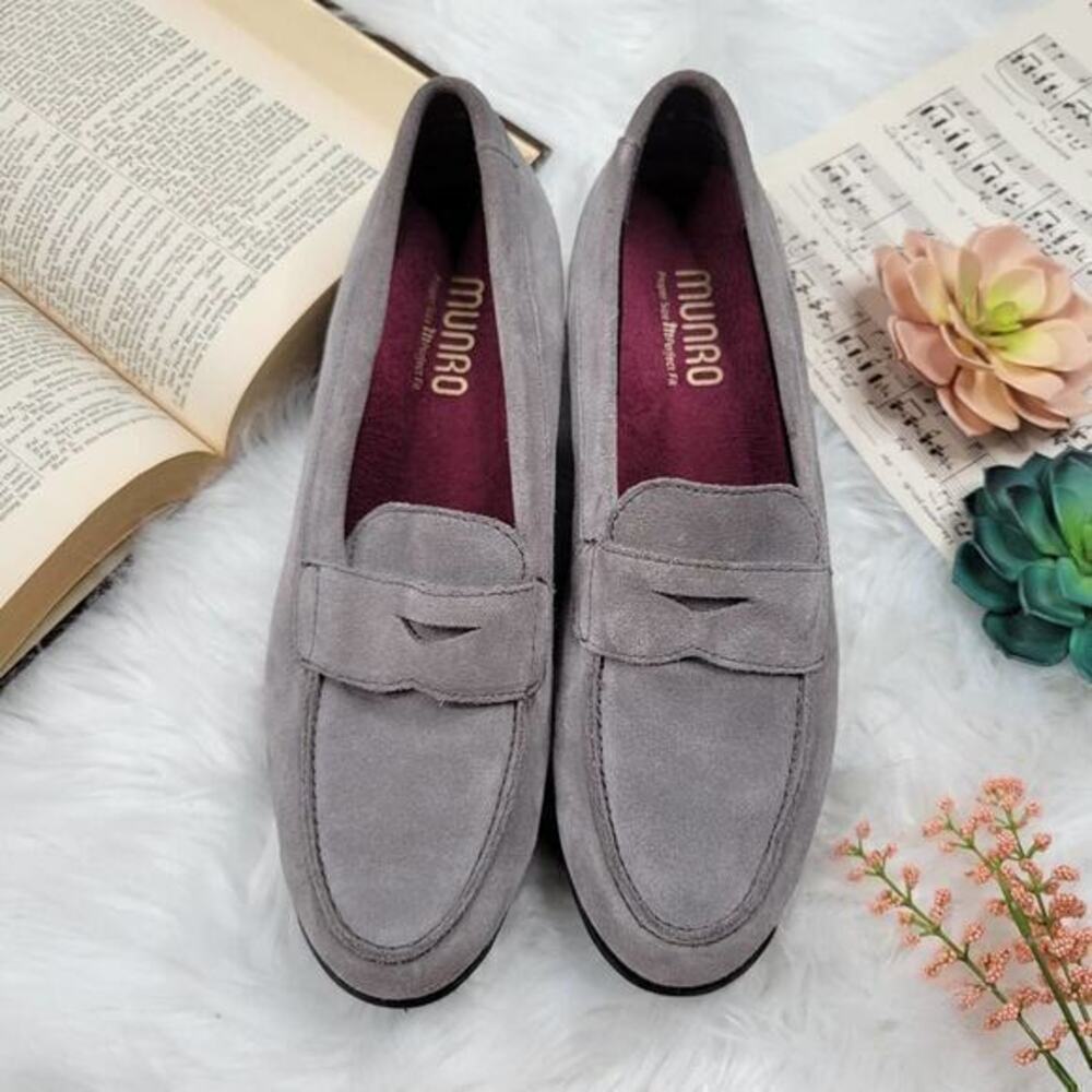 Munro Katie Gray Suede Platform Penny Loafers 9